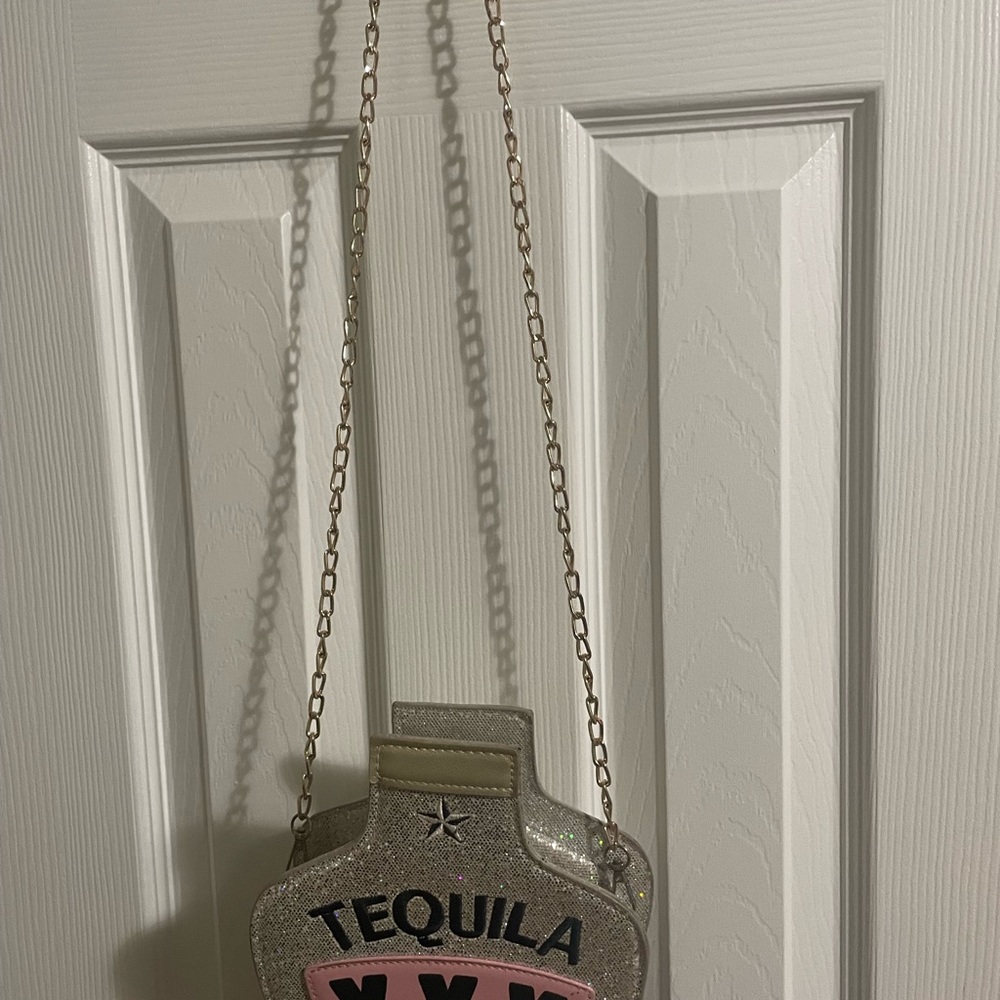 Boutique find. Cute going out purse